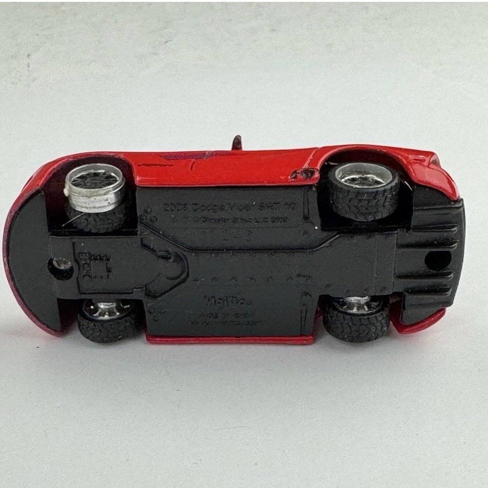 Maisto 2008 Dodge Viper SRT10 Red Black Hood Diecast Model Car 1/64 Scale - Picture 9 of 9